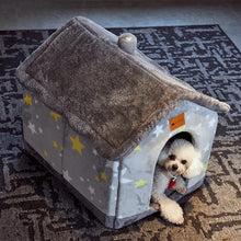 Load image into Gallery viewer, Aussie SnugDen™ | 2-in-1 Foldable Pet Cave &amp; Cozy Bed for Dogs &amp; Cats (All Seasons Comfort)
