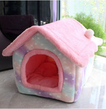 Load image into Gallery viewer, Aussie SnugDen™ | 2-in-1 Foldable Pet Cave &amp; Cozy Bed for Dogs &amp; Cats (All Seasons Comfort)

